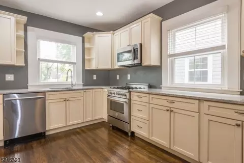 30 Brookfield Rd, Montclair, NJ 07043 photo 7