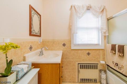 1363 E 7th St, Plainfield, NJ 07062 photo 16