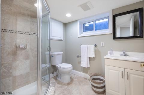 65 Coniston Rd, Millburn Twp., NJ 07078 photo 23