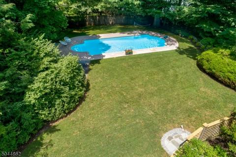 65 Coniston Rd, Millburn Twp., NJ 07078 photo 2