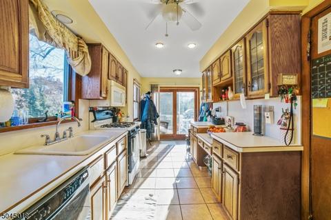 129 Centre St, Nutley, NJ 07110 photo 7