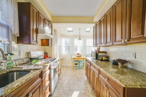 129 Centre St, Nutley, NJ 07110 photo 18