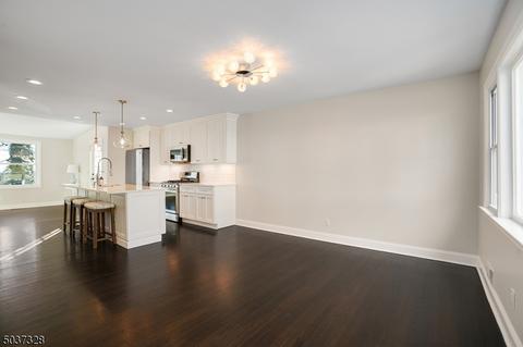 19 Clark St, Summit, NJ 07901 photo 4