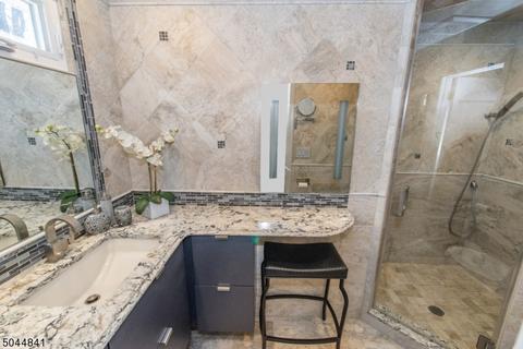 45 Mandon Dr, Wayne, NJ 07470 photo 14