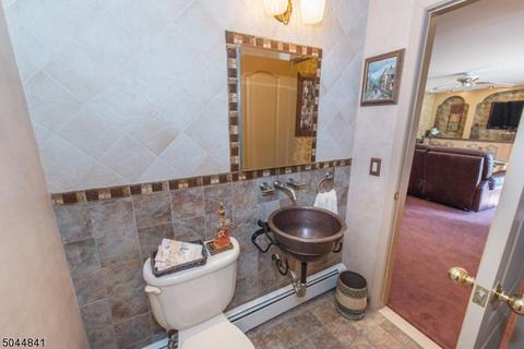 45 Mandon Dr, Wayne, NJ 07470 photo 7