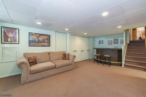 45 Mandon Dr, Wayne, NJ 07470 photo 19