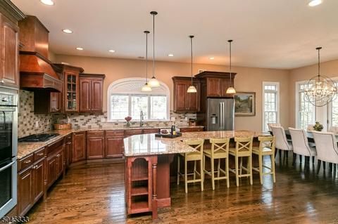 60 E Oak St, Basking Ridge, NJ 07920 photo 7