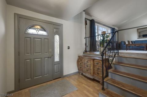 55 Fairview Dr, Basking Ridge, NJ 07920 photo 2