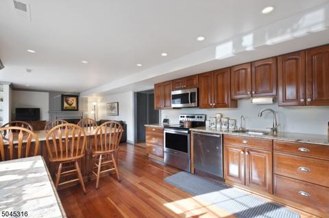 55 Fairview Dr, Basking Ridge, NJ 07920 photo 6