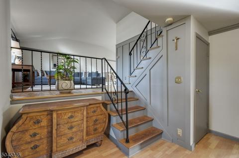 55 Fairview Dr, Basking Ridge, NJ 07920 photo 3