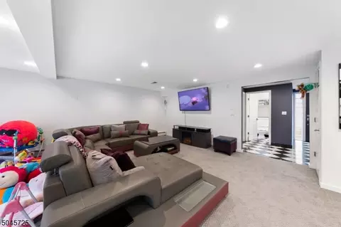 231 Milltown Rd, Springfield, NJ 07081 photo 5