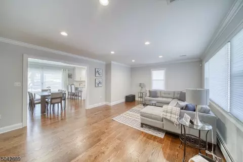 133 Macdonald Dr, Wayne, NJ 07470 photo 3
