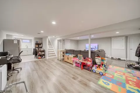 133 Macdonald Dr, Wayne, NJ 07470 photo 19