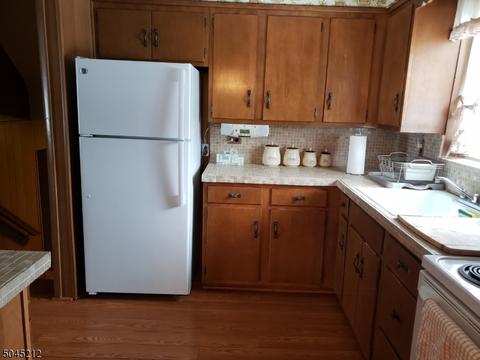 32 Forest Ave, Nutley, NJ 07110 photo 8