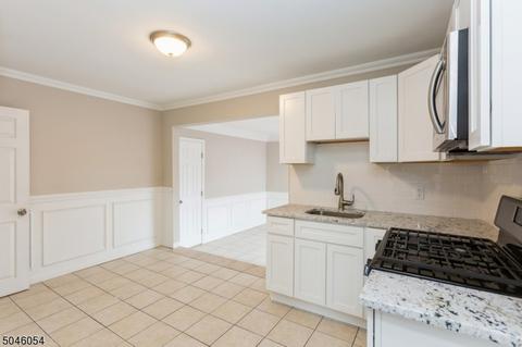 2570 Hamilton Ter, Union, NJ 07083 photo 9