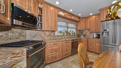 19 Brighton Ter, Wayne, NJ 07470 photo 11