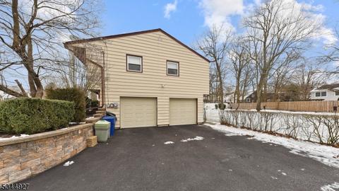19 Brighton Ter, Wayne, NJ 07470 photo 4