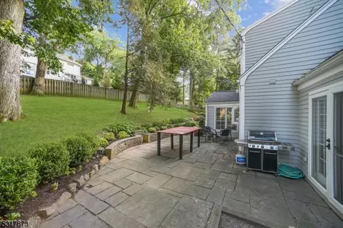 4 Sweetbriar Rd, Summit, NJ 07901 photo 14