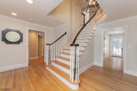 54 Rotary Dr, Summit, NJ 07901 photo 2