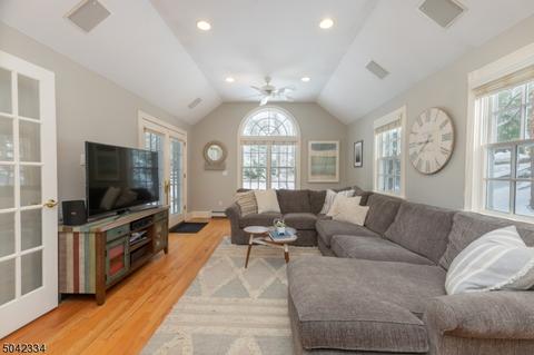 54 Rotary Dr, Summit, NJ 07901 photo 13