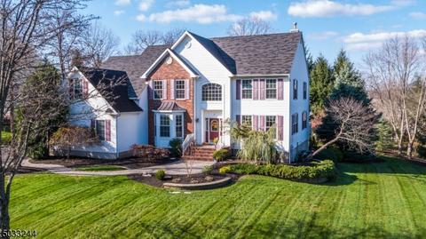 15 Hickory Ln, Green Brook, NJ 08812 photo 1