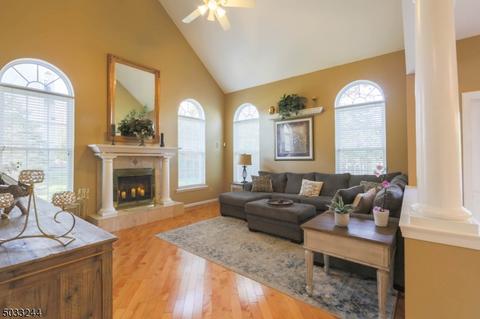 15 Hickory Ln, Green Brook, NJ 08812 photo 7