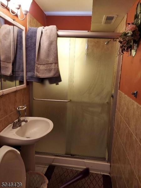 891 Gloucester Rd, Union, NJ 07083 photo 14
