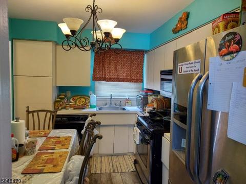 891 Gloucester Rd, Union, NJ 07083 photo 6