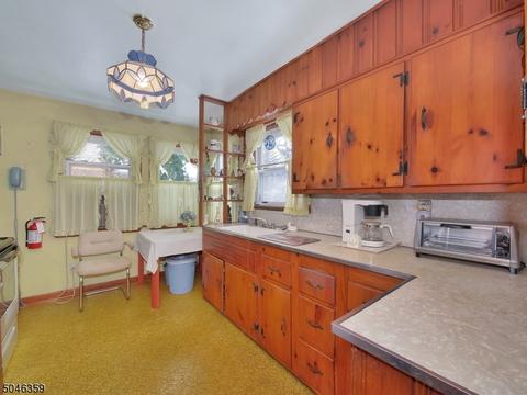 153 Algonquin Trl, Wayne, NJ 07470 photo 10