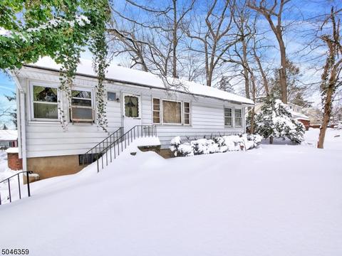 153 Algonquin Trl, Wayne, NJ 07470 photo 2