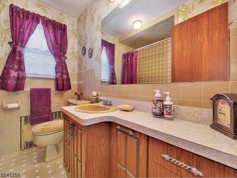 153 Algonquin Trl, Wayne, NJ 07470 photo 17