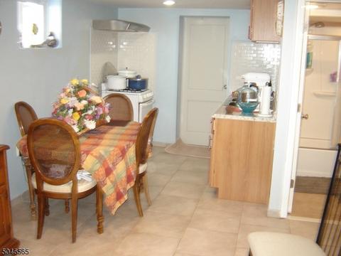 162 Beechwood Dr, Wayne, NJ 07470 photo 14