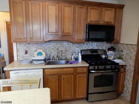 9 Berkeley Ave, Bloomfield, NJ 07003 photo 17