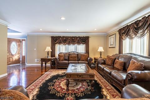 10 Kent Ave, Wayne Twp., NJ 07470 photo 3