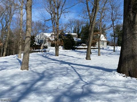 8 Soder Rd, Caldwell, NJ 07006 photo 1