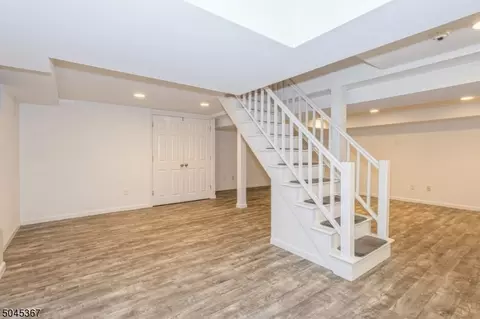209 Jefferson Ave, Westfield, NJ 07090 photo 25