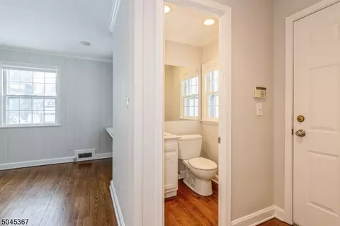 209 Jefferson Ave, Westfield, NJ 07090 photo 11