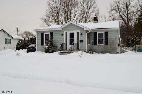 131 Jackson St, Haskell, NJ 07420 photo 1