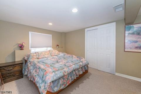 8 Copley Ct, Wayne, NJ 07470 photo 20