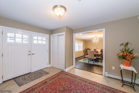 8 Copley Ct, Wayne, NJ 07470 photo 7