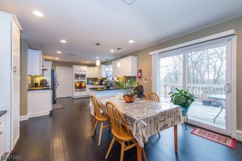 8 Copley Ct, Wayne, NJ 07470 photo 4