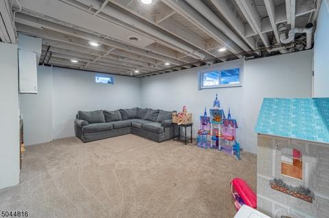 87 Lake Trl E, Wayne, NJ 07470 photo 13