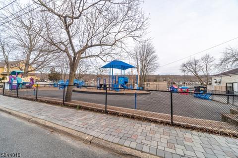 87 Lake Trl E, Wayne, NJ 07470 photo 14