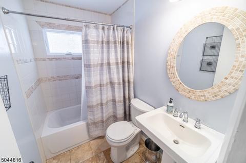 87 Lake Trl E, Wayne, NJ 07470 photo 11