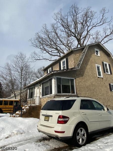 48 Westervelt St, Wayne, NJ 07470 photo 3