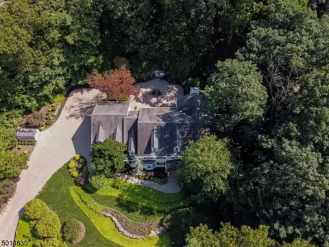 111 Winchip Rd, Summit, NJ 07901 photo 25