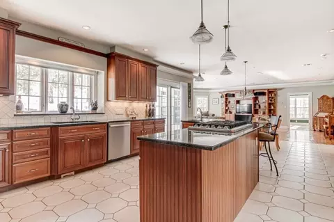 111 Winchip Rd, Summit, NJ 07901 photo 8