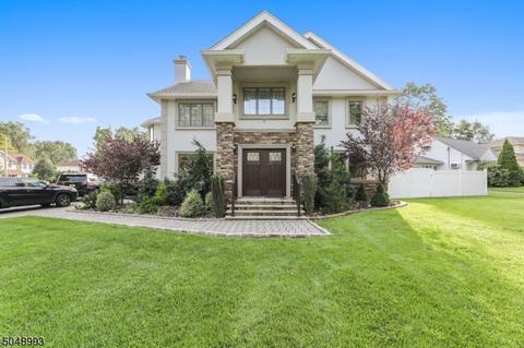644 Victoria Ave, Paramus, NJ 07652 photo 1