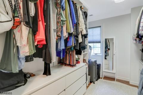 644 Victoria Ave, Paramus, NJ 07652 photo 17
