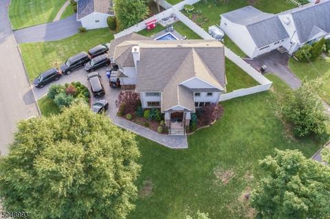 644 Victoria Ave, Paramus, NJ 07652 photo 3